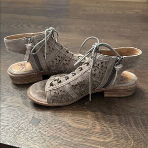 Sofft Nora Smoke Suede Sandals